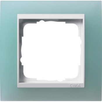 Ramka z osłoną w kolorze białym Event Opaque Gira 0211395